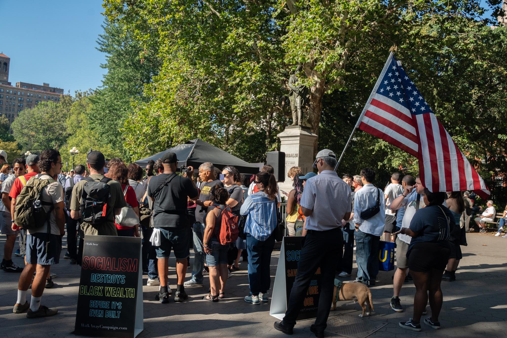 Debaters dissuade democratic socialism in Washington Square Park