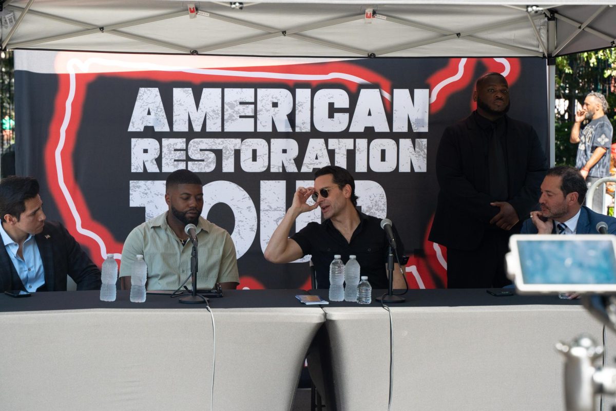 Debaters dissuade democratic socialism in Washington Square Park